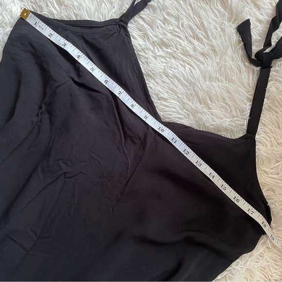 NEW Vince Camuto V-neck Sleeveless Tie-Shoulder Angled Hem Jumpsuit Black Sze S - Picture 9 of 14